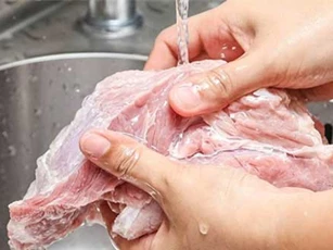 4 đồ vật trong bếp chứa cả đống vi khuẩn bẩn hơn cả bồn cầu, nhất là loại thứ nhất