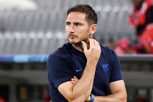 Chelsea đang nhắm tới những hậu vệ nào?