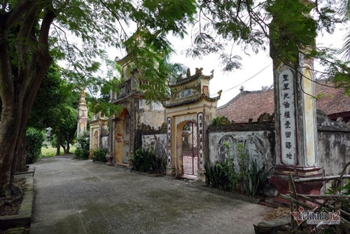 Trai gái 2 làng cạnh nhau không được kết hôn vì lời nguyền trăm năm