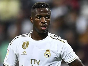 Chelsea nhắm mua Vinicius của Real Madrid