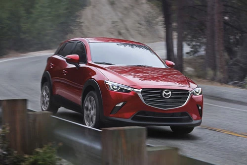 Mazda CX-3 2021.