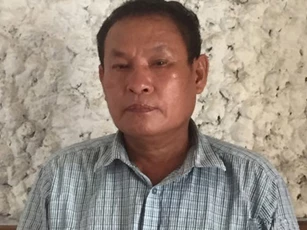 Nghệ An: Bổ cuốc vào đầu hàng xóm rồi bỏ ra đồng làm việc