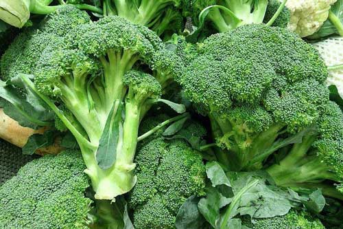 Loại rau củ bám nhiều vi khuẩn nhất, cần rửa kỹ kẻo "nuôi lớn" mầm bệnh trong người