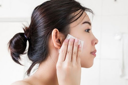 Không nắm ngay bí kíp chăm sóc da dầu bị mụn, nàng có thể 'sai 1 li, đi 1 dặm'