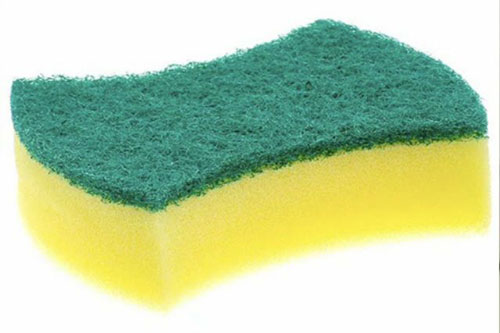 Nhét một miếng nam châm vào bọt biển rửa bát, bạn sẽ tiếc hùi hụi nếu không biết sớm hơn