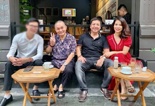 Đưa bạn gái đi cafe cùng danh hài Xuân Hinh, nghệ sĩ Chí Trung được khen ngày càng trẻ, phong độ hơn