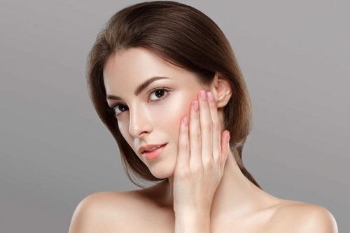 Mỗi ngày bỏ ra vài phút bấm huyệt chỗ này, làn da đẹp như gái 18, không lo nếp nhăn, chảy xệ