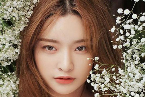 Top kiểu tóc màu nâu khói đẹp trẻ trung nhất năm 2020 bạn nên thử