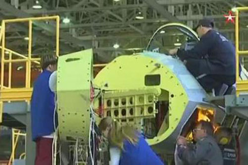 B&#xE1;o M&#x1EF9; khuy&#xEA;n Nga c&#xE1;ch ho&#xE0;n thi&#x1EC7;n nhanh Su-57