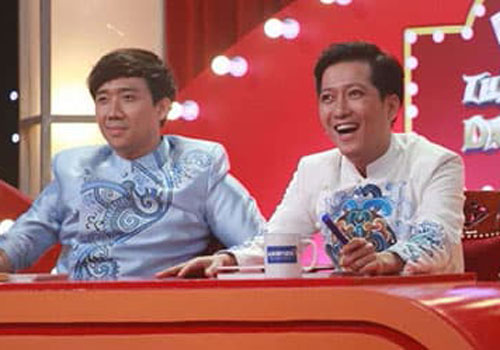 Trường Giang lên tiếng 'kể khổ' khi đứng cạnh 'người đàn ông thơm nhất showbiz' Trấn Thành