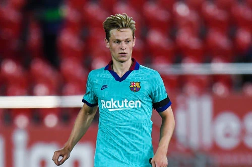 Tiền vệ trung tâm: Frenkie de Jong (Barcelona).