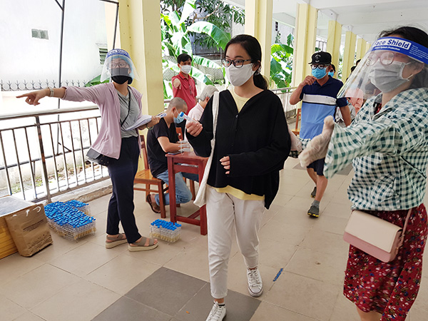 Tin nhắn xúc động của du khách Hà Nội bị mắc kẹt ở Đà Nẵng sau khi được trở về nhà