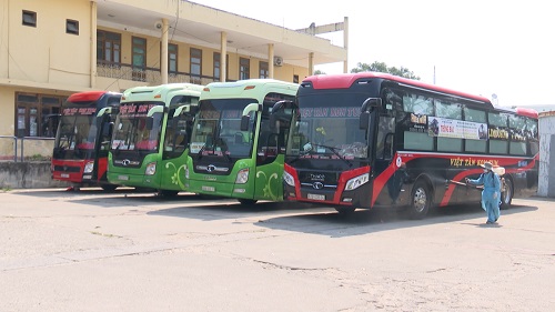 Tây Nguyên: Tạm dừng hoạt động vận tải khách đến tâm dịch miền Trung