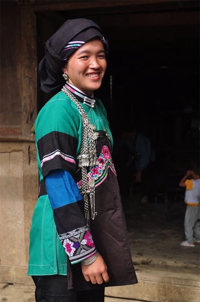Độc đáo trang phục phụ nữ các dân tộc vùng cao - 3