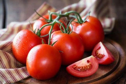 Chuyên gia khuyên ăn cà chua cùng 4 món này để ngăn chặn ung thư