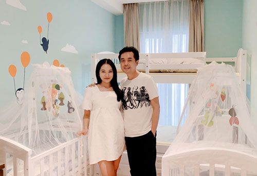 Dương Khắc Linh dọn phòng chuẩn bị đón con