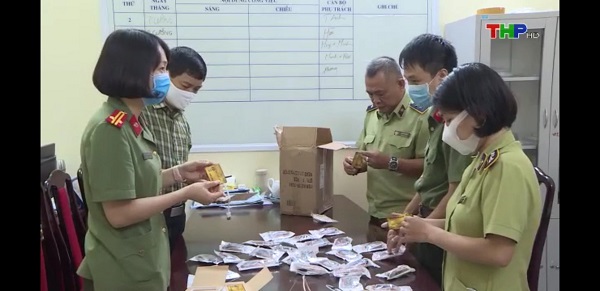 Hải Phòng: Tạm giữ 26 bộ tai nghe không dây và 7 bộ ATM siêu nhỏ dùng gian lận trong thi cử