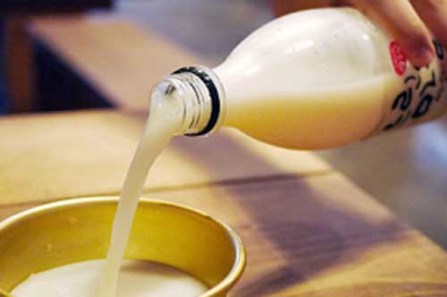 Nám da biến mất hoàn toàn, trả lại làn da tươi trẻ như thuở 20 chỉ với 1 loại rượu này!