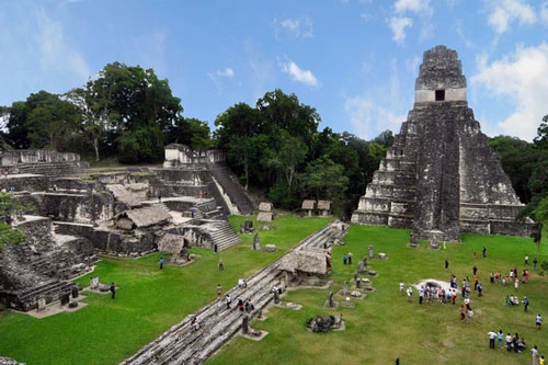 Những tàn tích còn sót lại của nền văn minh Maya.