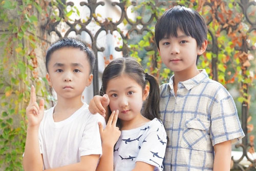 3 sao nhí 'Lấy danh nghĩa người nhà'