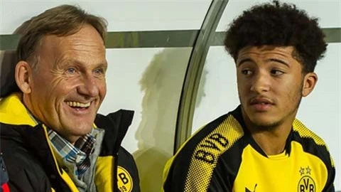 Scholes và Hagreaves tố Dortmund đang 'vòi tiền' vụ Sancho