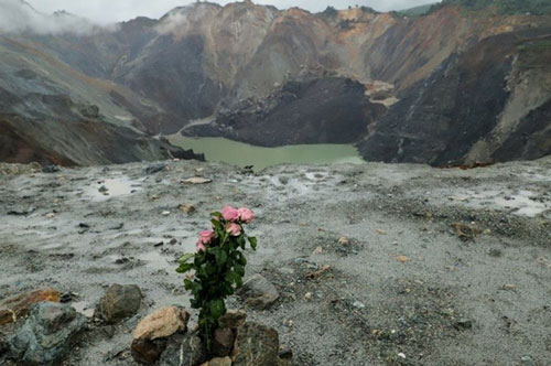 Săn lùng những viên ngọc "chết chóc"