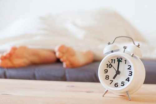 4 việc cần làm sau khi thức dậy và ăn 5 loại thực phẩm này sẽ giúp bạn sống thọ hơn