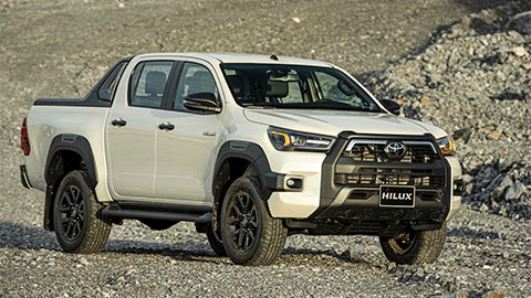 Giá lăn bánh Toyota Hilux 2020 vừa ra mắt tại Việt Nam