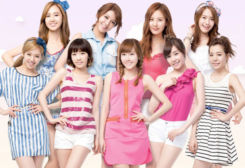 Vì sao SNSD là thần tượng quốc dân suốt 13 năm?