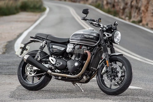 Triumph Speed Twin.