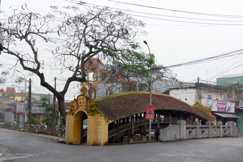 Thực hư kho báu chôn dưới chân cây cầu 500 năm tuổi ở Nam Định