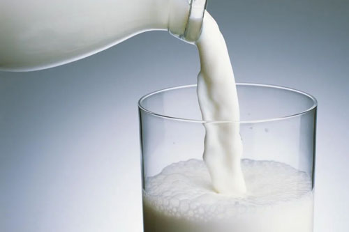 Bí quyết dưỡng da bằng sữa tươi không đường cực kỳ hiệu quả tại nhà