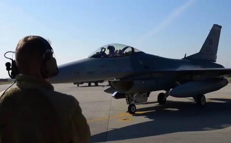 Tiêm kích đa năng hạng nhẹ F-16 Fighting Falcon của Không lực Hoa Kỳ. Ảnh: Topwar.