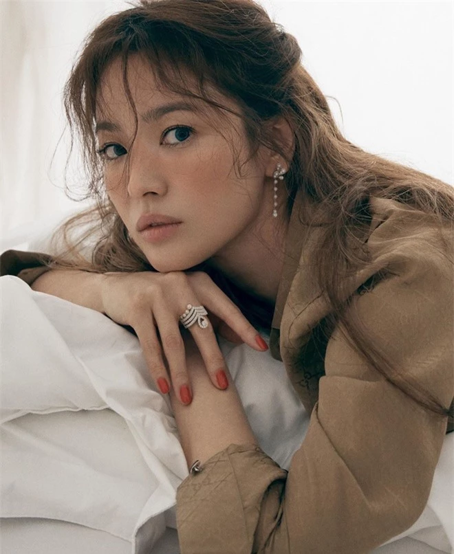Song Hye Kyo hé lộ lý do ly hôn - Ảnh 1
