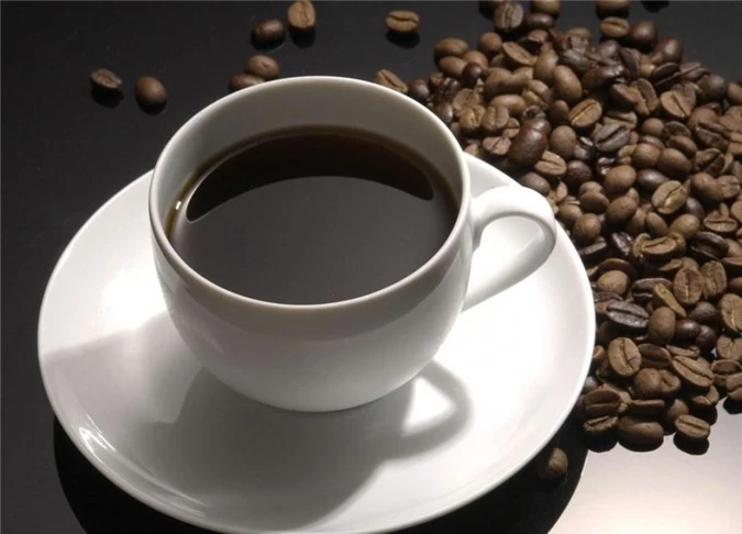 Uống cà phê không đường giúp giảm cân