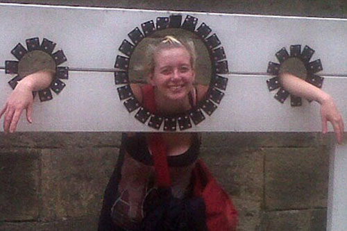 Hồn ma bé gái xuất hiện ở bảo tàng Anh?