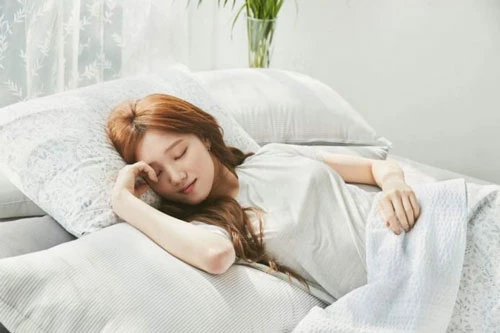 Tập luyện hàng ngày có thể là một việc khó đối với nhiều người nhưng ngủ là một hành động tự nhiên mà ai cũng làm mỗi ngày. 