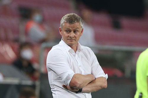 HLV Solskjaer nói gì khi M.U bị Sevilla ‘đá văng’ khỏi Europa League?