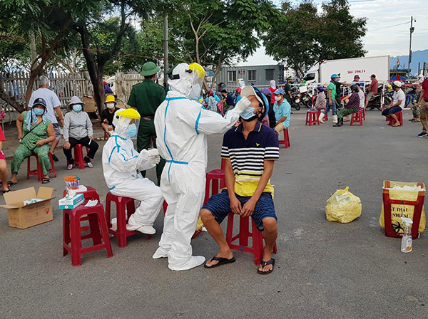 Đà Nẵng: Thêm 4 người nhà của Phó Chủ tịch phường Hòa An mắc Covid-19