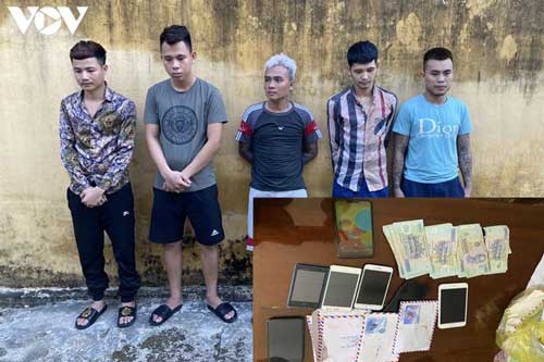 Thanh Hóa: Bắt quả tang 6 đối tượng đang say sưa sát phạt nhau trên "sới" bạc