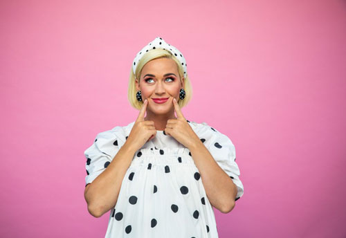 Sắp đến ngày sinh, Katy Perry vẫn không sợ hãi