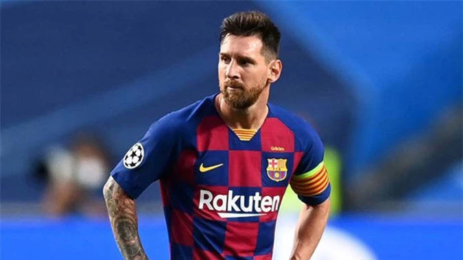 Barca cần phải thay thế dần Messi