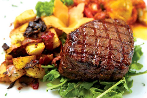 Thịt bò áp chảo thơm ngon đổi món đầu tuần