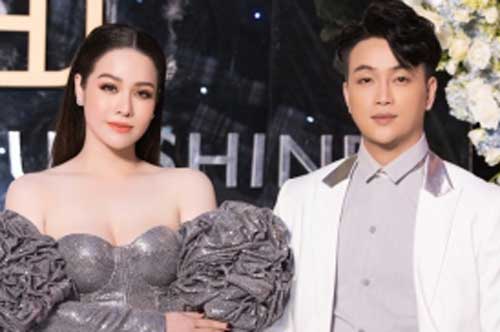 Vừa chúc mừng sinh nhật Nhật Kim Anh, TiTi đã gửi lời "yêu em" đầy ngọt ngào