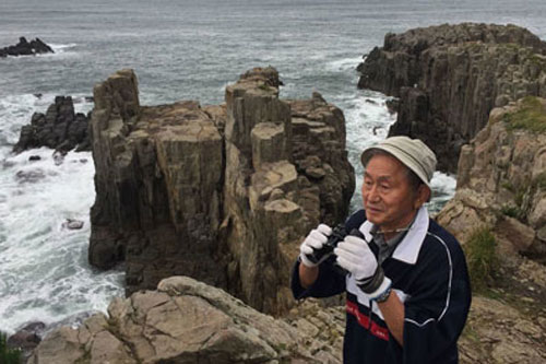 Vách đá tự sát nổi tiếng ở Nhật Bản