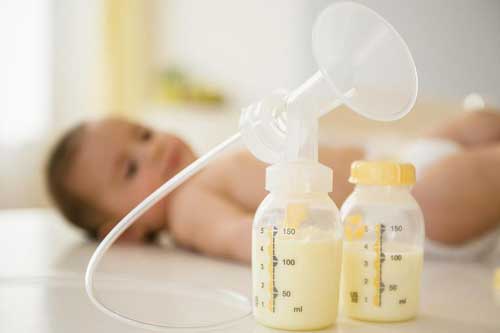 Mẹo kích sữa hiệu quả giúp tăng lượng sữa khi sử dụng máy hút