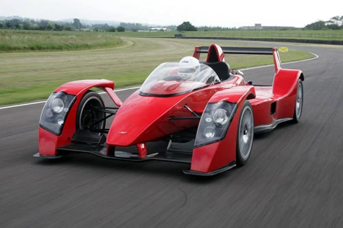 =4. Caparo T1 (thời gian tăng tốc từ 0-96 km/h: 2,5 giây).