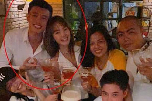 Quốc Trường bất ngờ lộ khoảnh khắc kề đầu dựa vai thân thiết với Minh Hằng