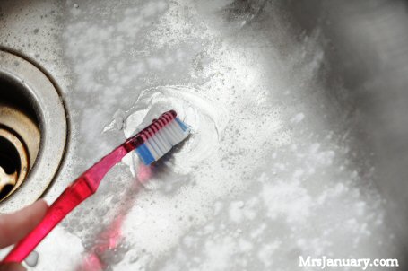 7 góc trong nhà chỉ cần kì cọ bằng bàn chải đánh răng đã sáng loáng