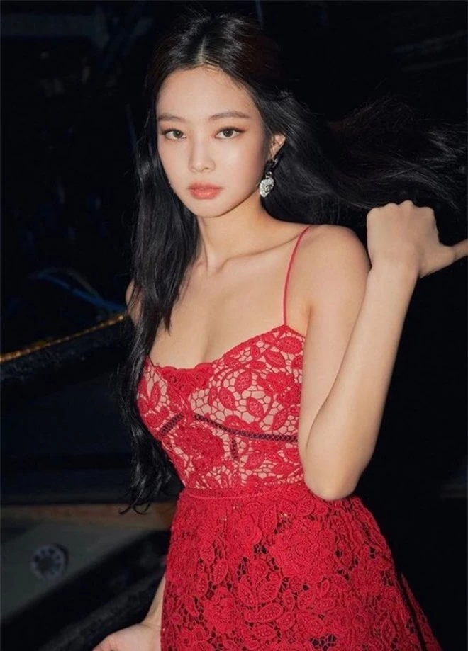 Vượt mặt Jennie, Lia (ITZY) được khen có tỷ lệ cơ thể đẹp nhất Kpop - Ảnh 11